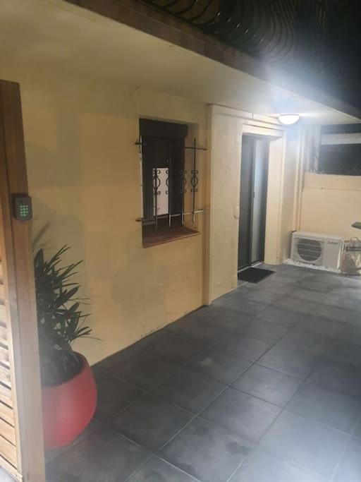 Superbe Appartement Avec Jacuzzi Et Exterieur Perpignan Exteriör bild