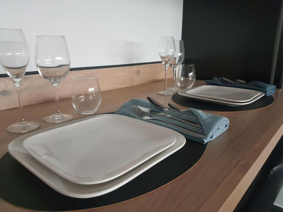 Superbe Appartement Avec Jacuzzi Et Exterieur Perpignan Exteriör bild