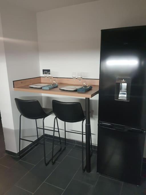 Superbe Appartement Avec Jacuzzi Et Exterieur Perpignan Exteriör bild